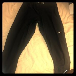 Black dry fit NIKE Capri work our pants